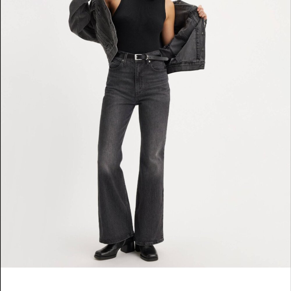 Levi's 70s High Flare black jeans